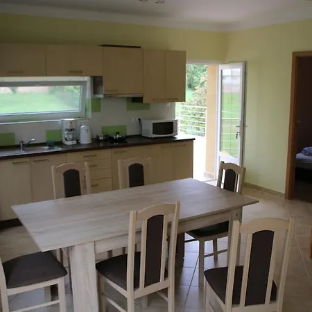 Apartamento Zrínyi Apartman