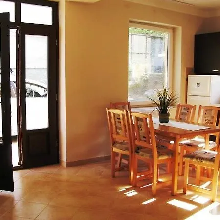 Apartamento Zrínyi Apartman *